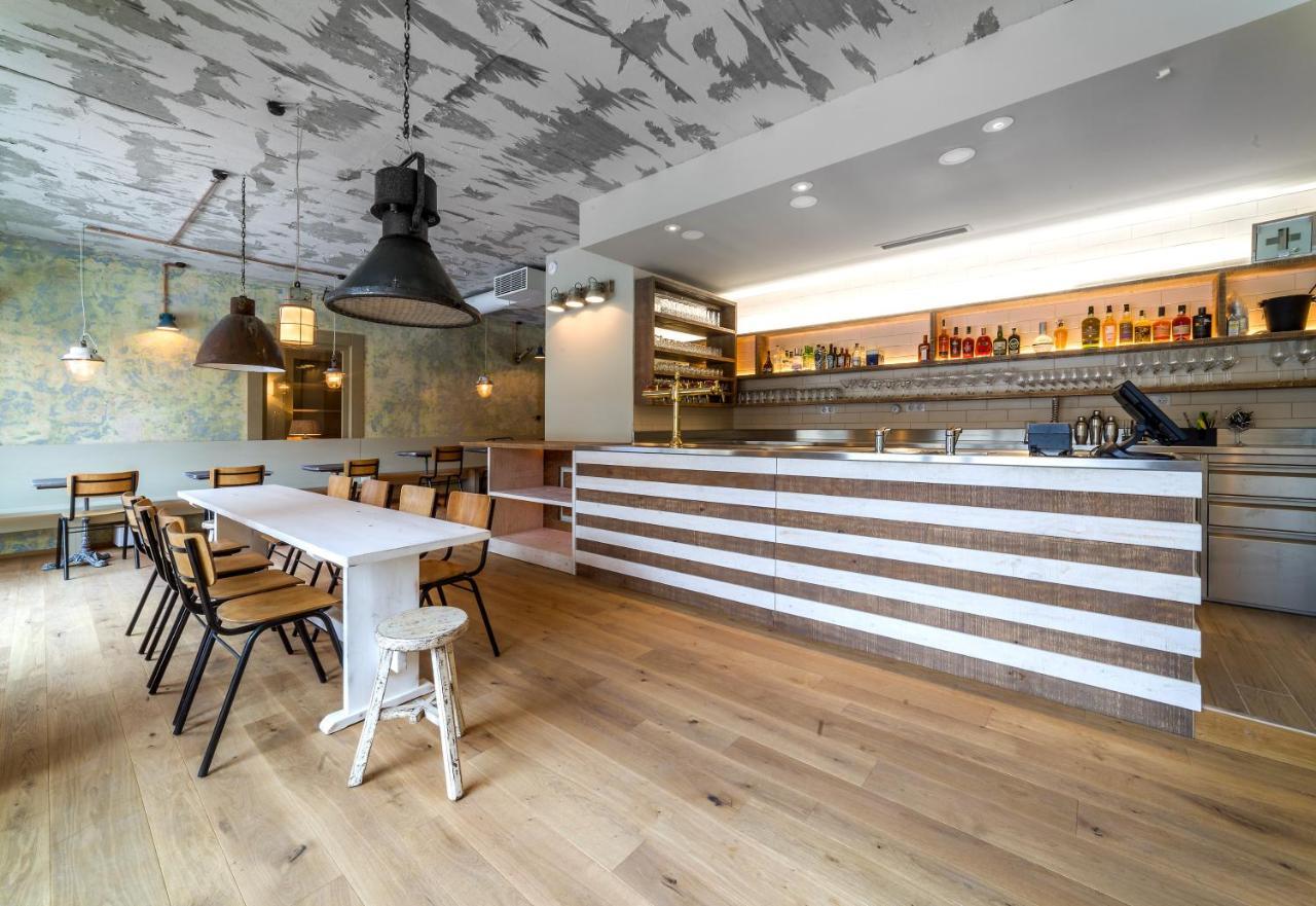 Boutique Hotel Corso Řevnice Екстериор снимка