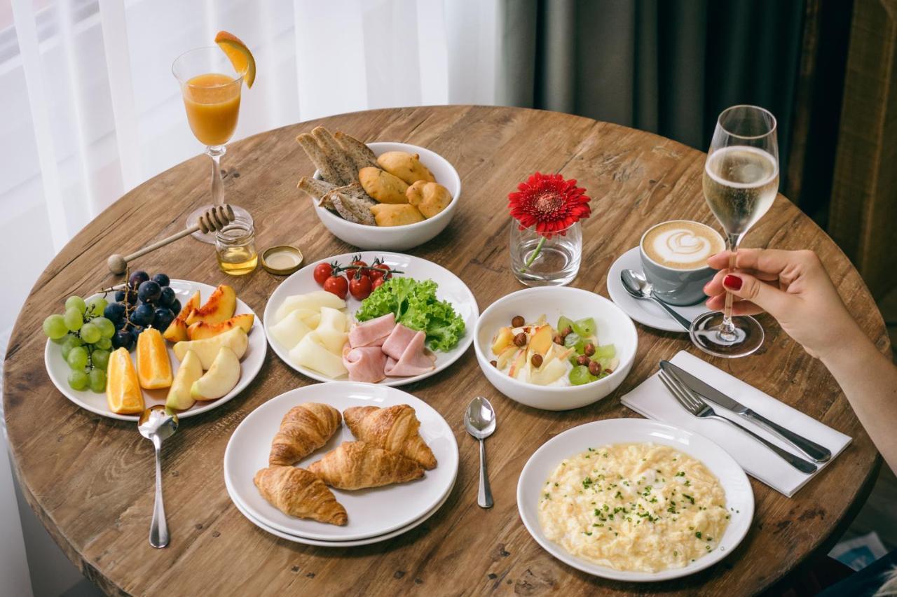 Boutique Hotel Corso Řevnice Екстериор снимка
